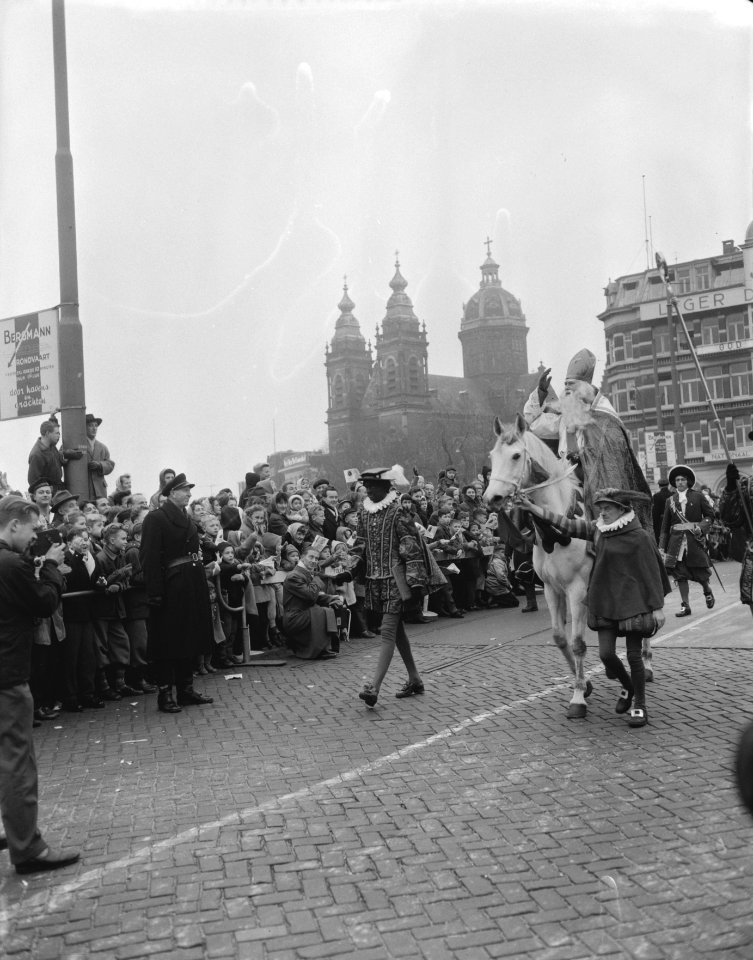 Intocht van Sint Nicolaas te Amsterdam, Bestanddeelnr 909-9908