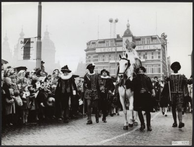Intocht van Sint Nicolaas in Amsterdam, Bestanddeelnr 056-0295
