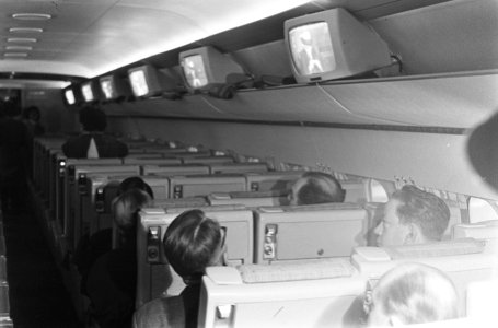 Intervision in DC8 van de KLM, hier tijdens demonstratie Schiphol, Bestanddeelnr 917-1714