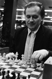 Interpolis schaaktoernooi 1e ronde Larsen, Bestanddeelnr 929-8817