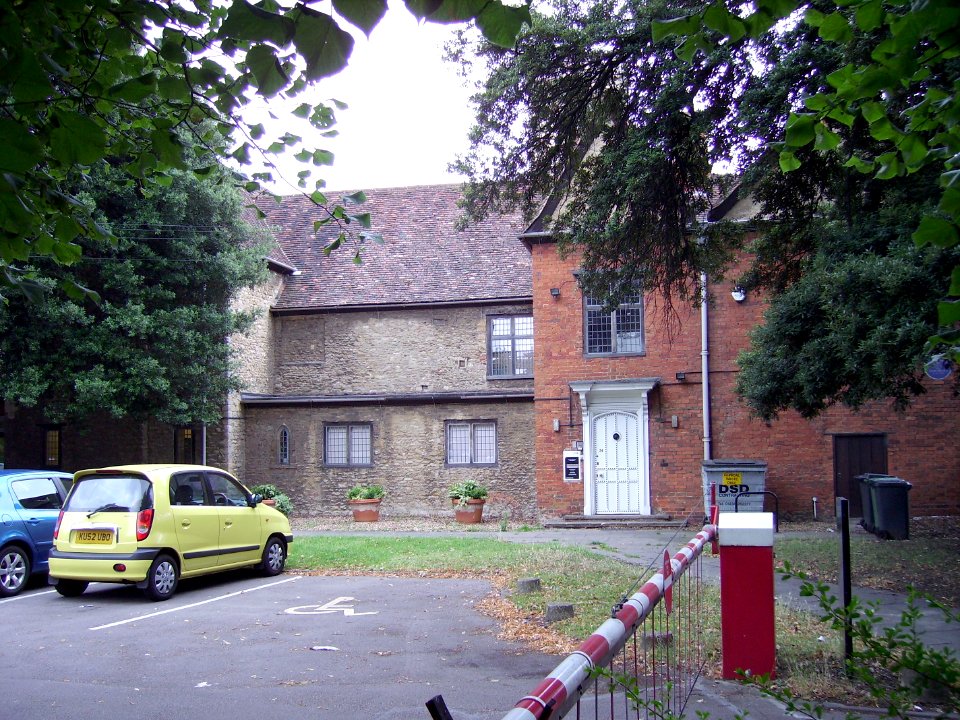 InterpretersHouseFront