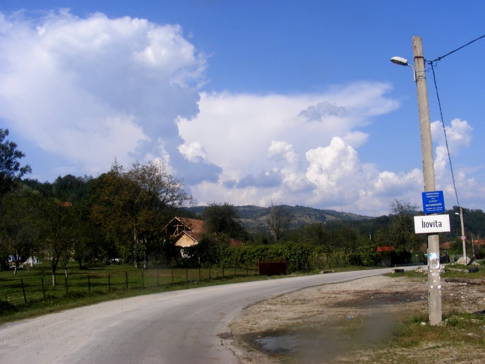 Intrarea în satul Ilovița, com. Ilovița, jud. Mehedinți (2)