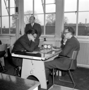 Ir. van Dijk , de Vries, Bestanddeelnr 909-3413