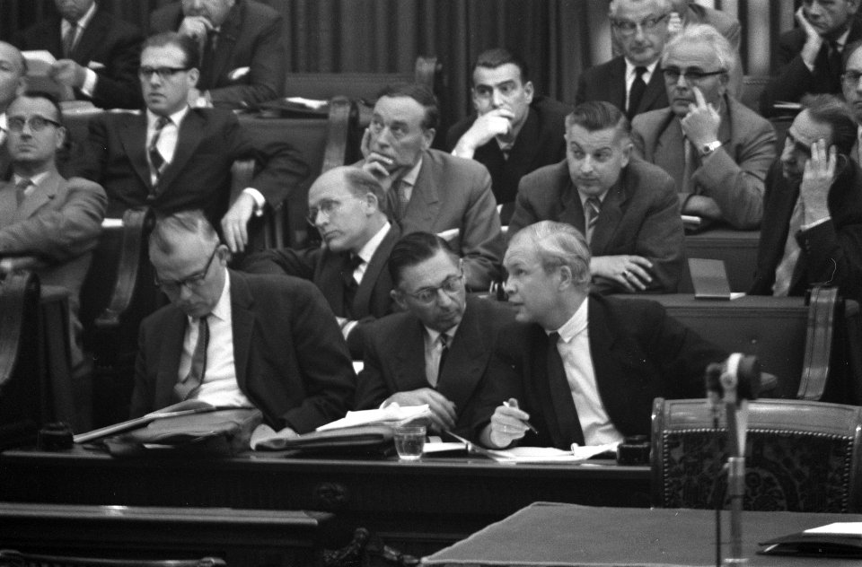 Interpellatie over Planta-affaire in de Tweede Kamer, Bestanddeelnr 911-6293