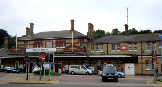Ipswich railway station