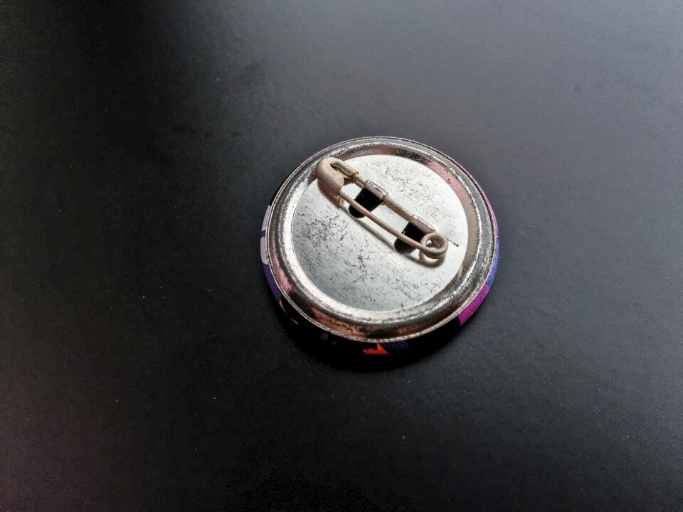 Metallic aluminum retro