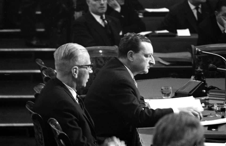 Interpellatie over Planta-affaire in de Tweede Kamer, Bestanddeelnr 911-6294