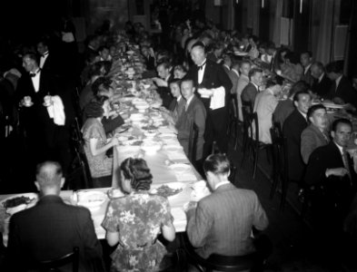 Interprovinciaal voetbaltoernooi diner, Bestanddeelnr 902-9555