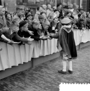 Intocht Sinterklaas in Amsterdam, Bestanddeelnr 906-1267