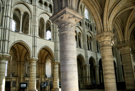 Internal detail of the Laon cathedral 2007-05-06-12