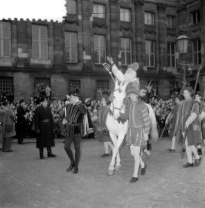 Intocht Sinterklaas in Amsterdam, Bestanddeelnr 906-1269