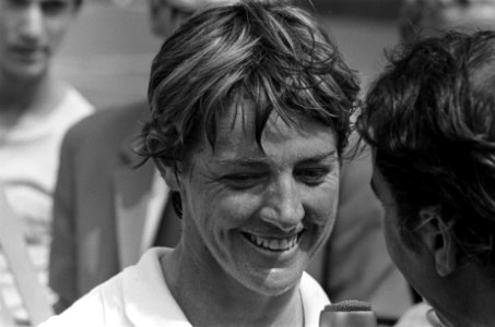 Internationaal tennistoernooi in Hilversum ( t Melkhuisje Margaret Court , kop, Bestanddeelnr 923-7228