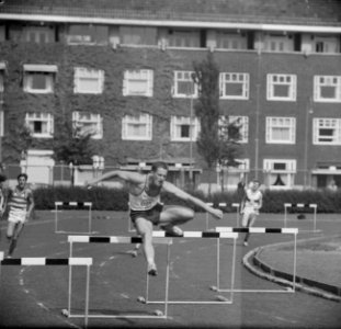 Internationale atletiekjeugdwedstrijd op Sintelbaan, de 1500 meter A junioren vo, Bestanddeelnr 916-5410