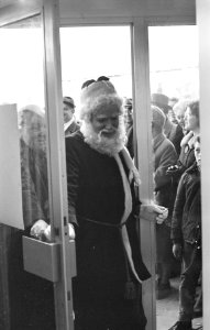 Intocht kerstman in Amstelveen, Bestanddeelnr 913-2982