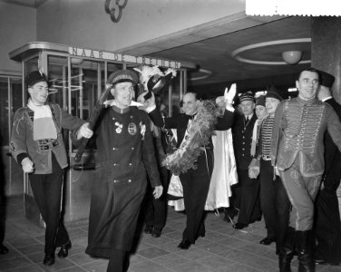 Intocht Prins Carnaval Den Bosch en ontvangst stadhuis, Bestanddeelnr 908-3698