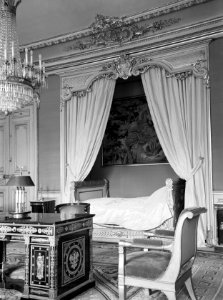 Interieur van een paleis in Parijs, waarschijnlijk de kamer waar koning George V, Bestanddeelnr 254-2653 photo