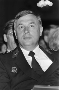 Installatie in Concertgebouw van de nieuwe hoofdcommissaris van politie in Amste, Bestanddeelnr 933-9981
