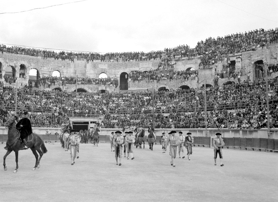 Intocht van de stierenvechters in de Arènes de Nîmes, Bestanddeelnr 191-0408