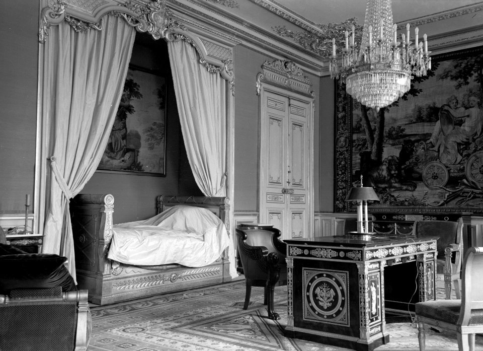 Interieur van een paleis in Parijs, waarschijnlijk de kamer waar koning George V, Bestanddeelnr 254-2655