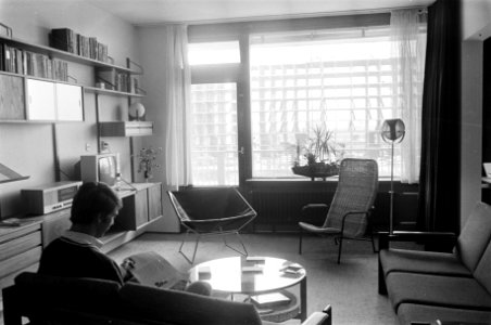 Interieur van de eerste flat die klaar is, Bestanddeelnr 921-5752
