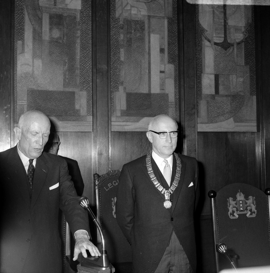 Installatie Dr. J. Samkalden als burgemeester Amsterdam Dr. Koets en burgemeeste, Bestanddeelnr 920-6182