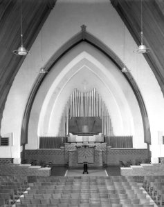 Interieur van de Remonstrantse Kerk in Amsterdam Zuid, van de architect J. Roode, Bestanddeelnr 907-0663