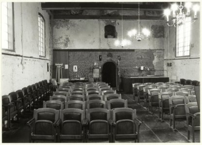 Interieur kerkje De Stompe Toren'. NL-HlmNHA 54031572