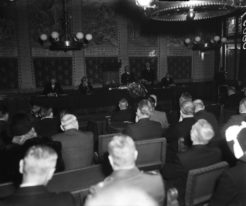 Installatie burgemeester H. J. de Dreu van Assen In de Statenzaal van het Provin, Bestanddeelnr 903-6854