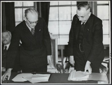 Installaties, raden, Bestanddeelnr 135-1365
