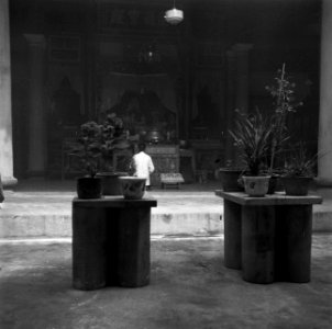 Interieur van een Chinese tempel in Kuala Lumpur, Bestanddeelnr 255-6661