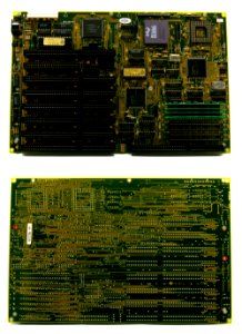 Intel i386-25 IV Motherboard Front-Back (2)