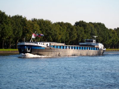 Integro ENI 02326592 at the Amsterdam-Rhine Canal, pic2 photo