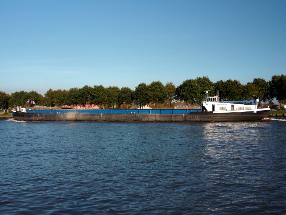 Integro ENI 02326592 at the Amsterdam-Rhine Canal, pic7