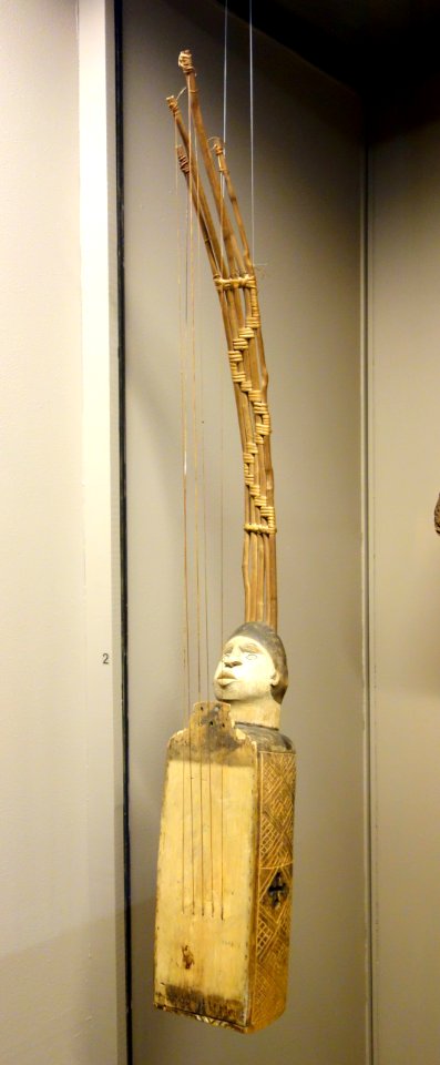 Instrument - Yombe people - Kongo - Royal Museum for Central Africa - DSC05675