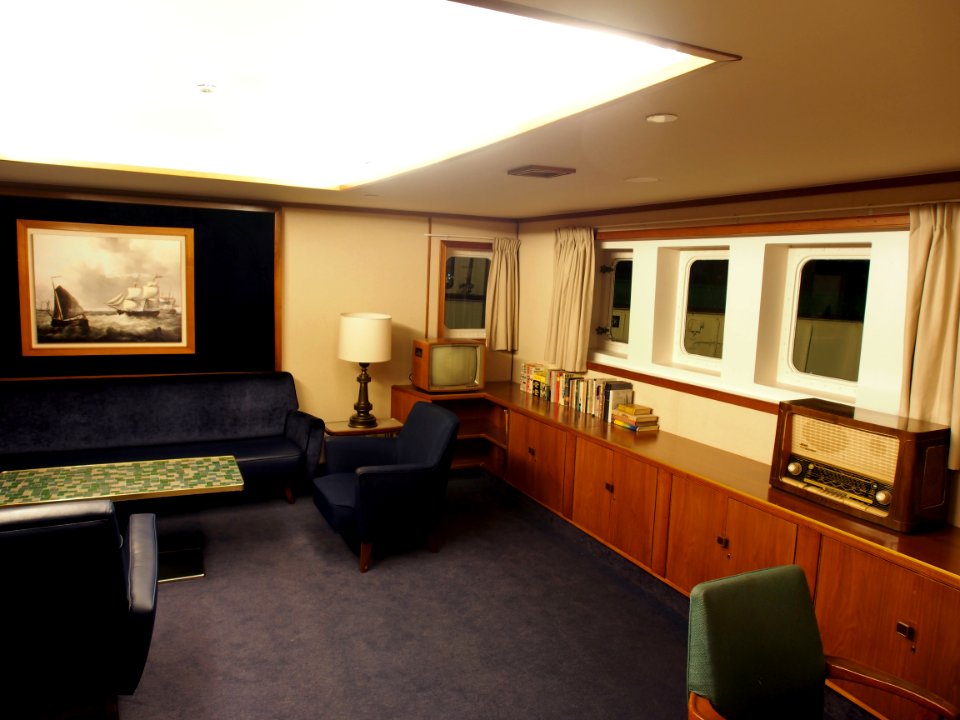 Inside SS Rotterdam, foto Kapiteinshut, foto 1