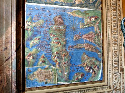 Inside pieces photo-16 Galleria delle carte geografiche