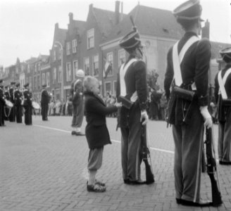Inspectie Prins Bernhard Pro Patria studenten Leiden, Bestanddeelnr 904-8385