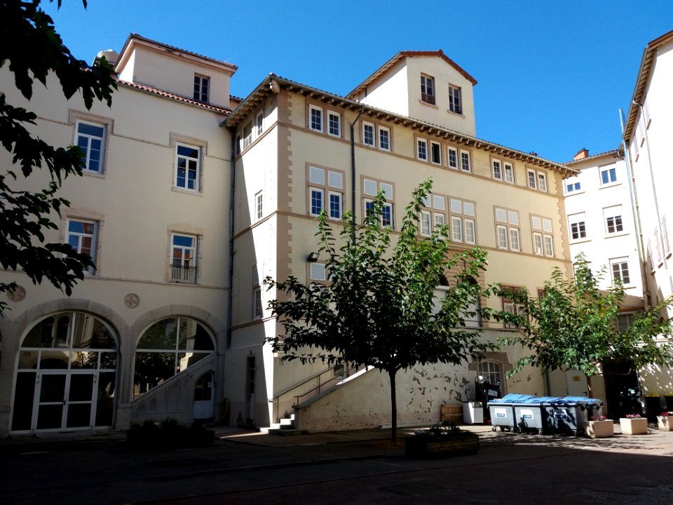 Institution des Chartreux - Bâtiment au 16 rue des Chartreux
