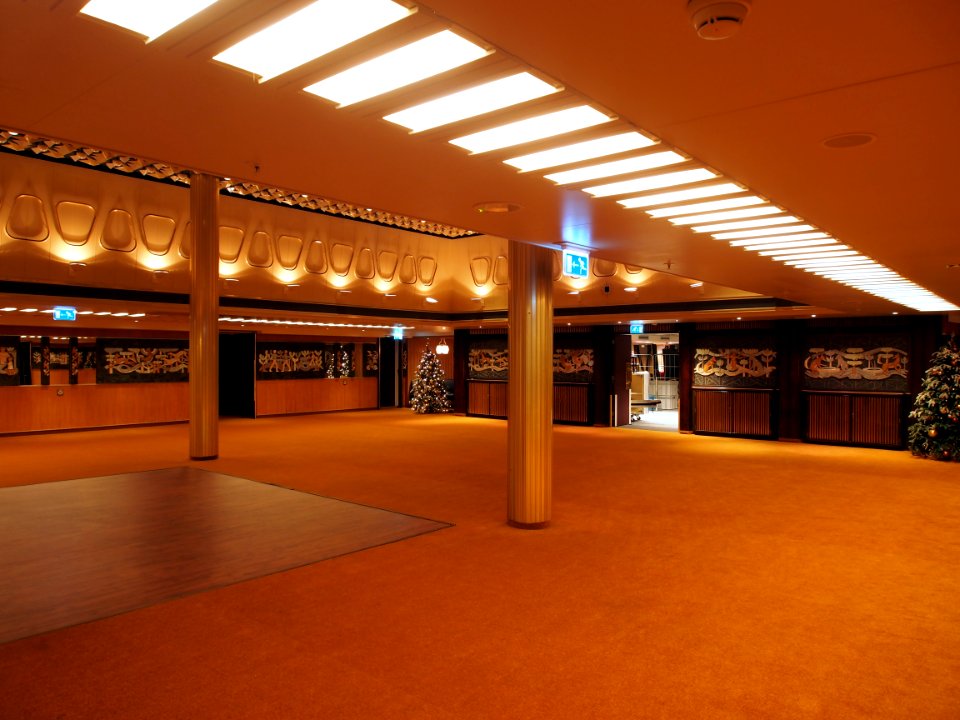 Inside SS Rotterdam, foto La Fontaine Room, foto 2