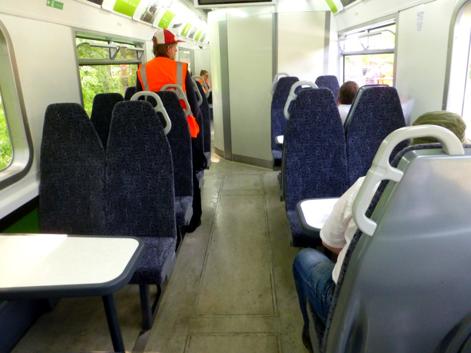 Inside-D-Train-230001-Trailer-P1410102