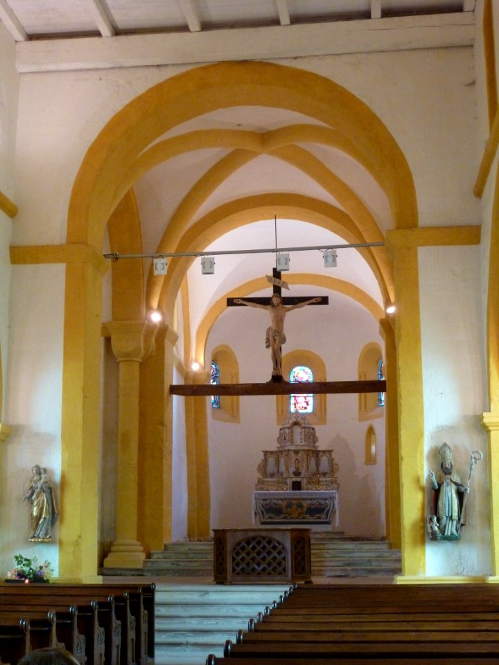 Intérieur de l'église Notre-Dame de Champ-le-Duc 01