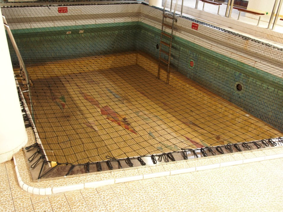 Inside SS Rotterdam, Zwembad, foto 2