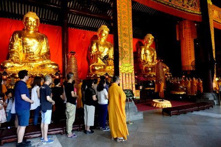 Interior of the Mahavira Hall, Dafo Temple, Guangzhou, picture2