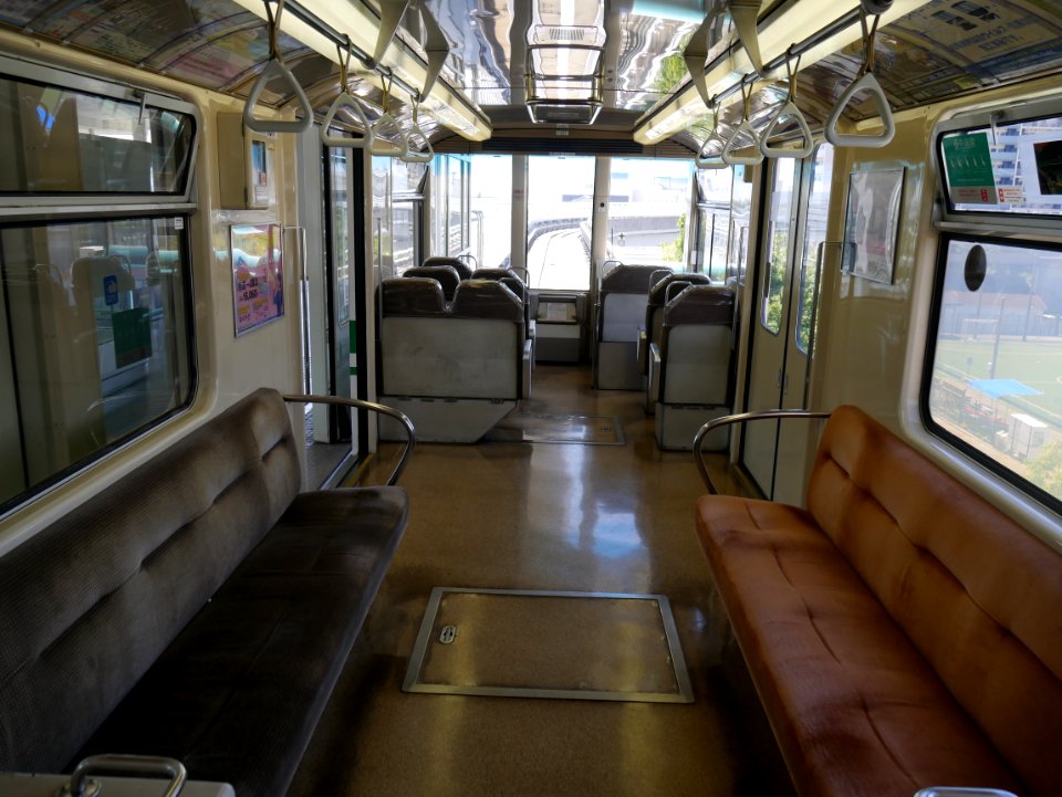 Inside Rokko liner 1107 20200812 04