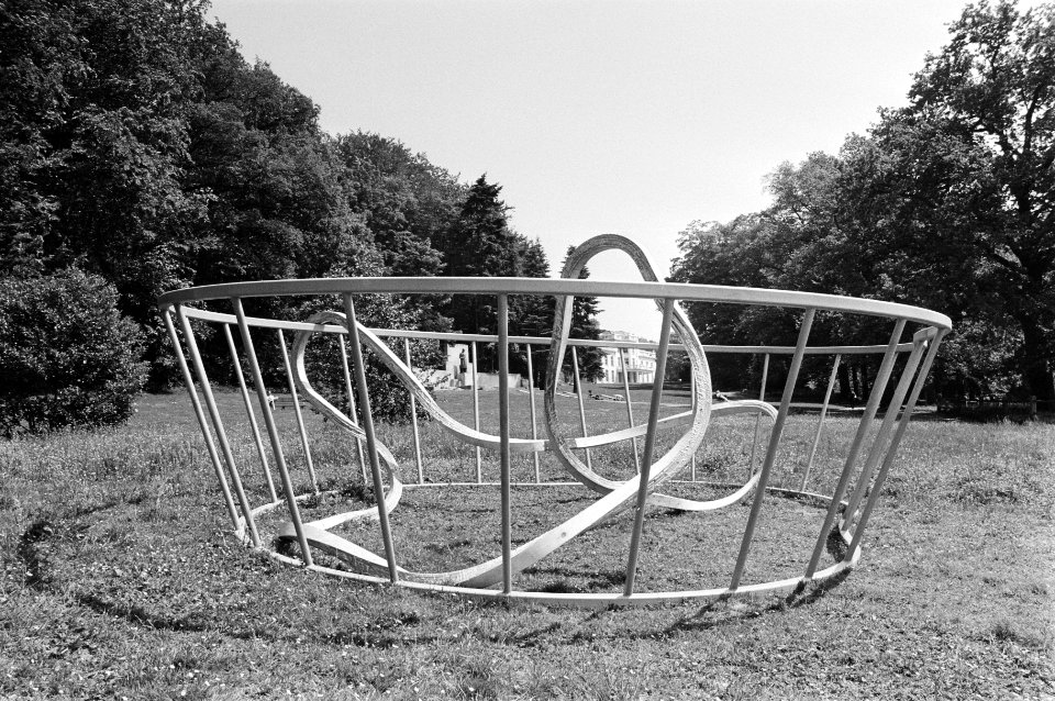 Int. Beeldententoonstelling Sonsbeek 1986 Arnhem binnenkort open werk van Richa, Bestanddeelnr 933-6825