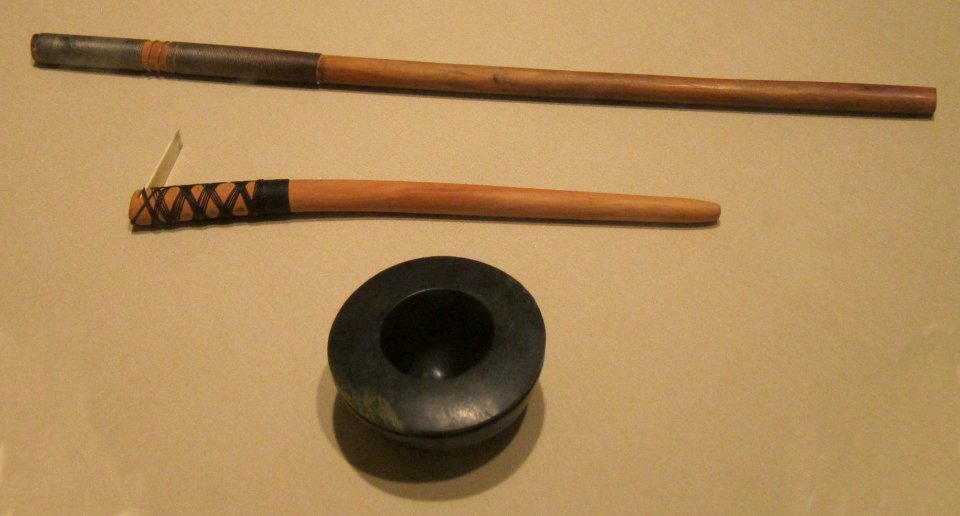Instruments for traditional Pacific Island tattoos