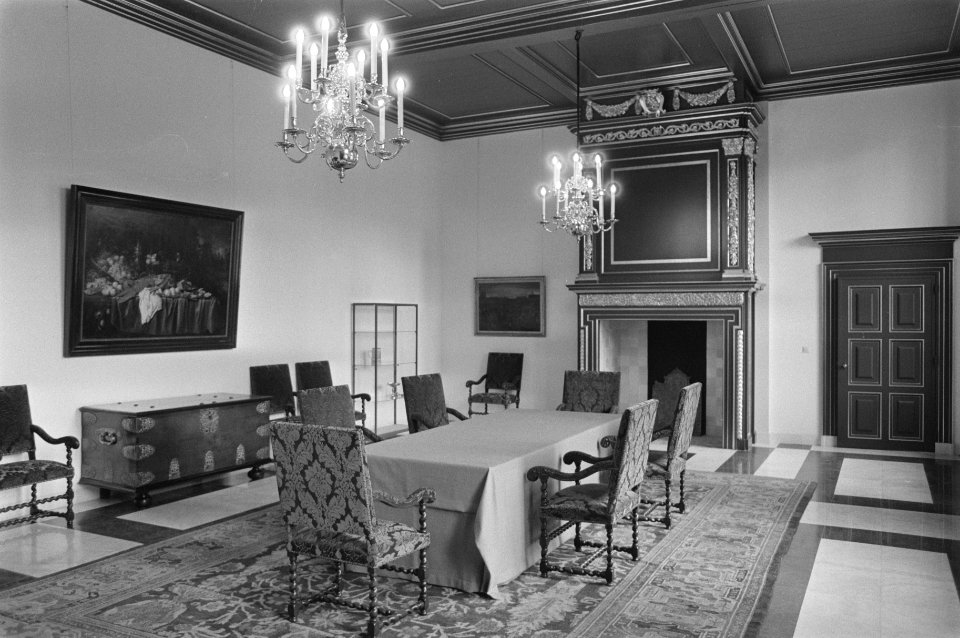 Interieurs van gerestaureeerd Paleis Noordeinde Pieter Post kamer en Konings, Bestanddeelnr 933-0706
