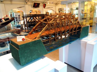 Instructiemodel van geimproviseerde bamboebrug uit het voormalig Nederlands Indie rond 1935, Geniemuseum, Vught
