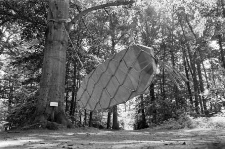 Int. Beeldententoonstelling Sonsbeek 1986 Arnhem binnenkort open 1000 kg marmer, Bestanddeelnr 933-6822