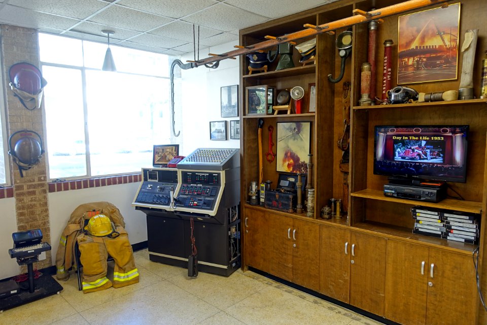 Interior view - Austin Fire Museum - Austin, Texas - DSC09365